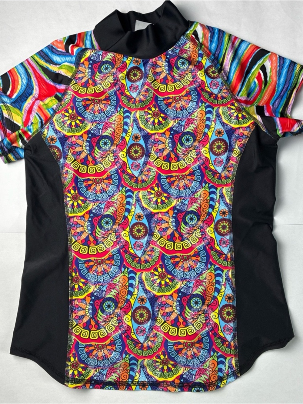 G4S Playful Psychedelic Pattern Swim Top Girls L High Neck Thicker Fabric Bra SS